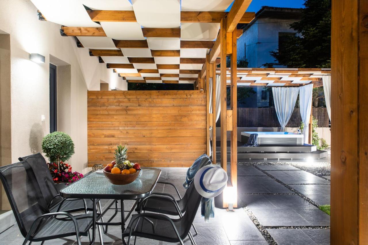 Meteora Boutique Villa A 卡兰巴卡 外观 照片