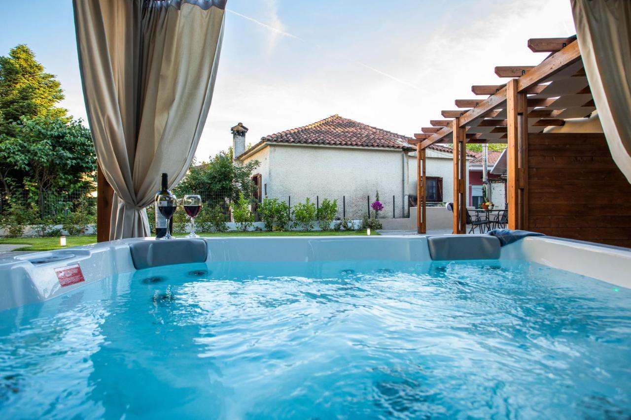 Meteora Boutique Villa A 卡兰巴卡 外观 照片