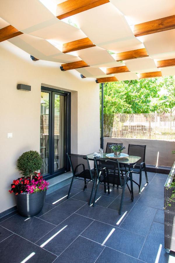 Meteora Boutique Villa A 卡兰巴卡 外观 照片