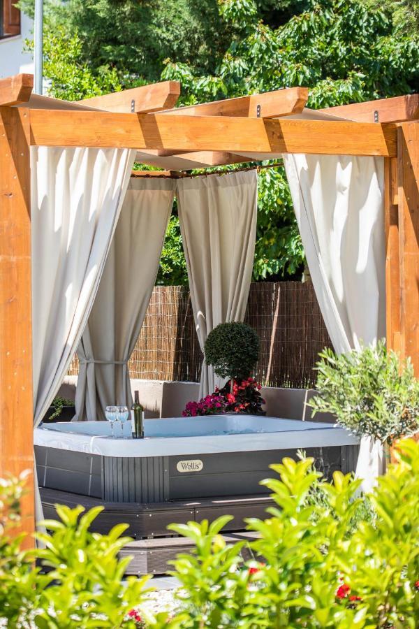 Meteora Boutique Villa A 卡兰巴卡 外观 照片